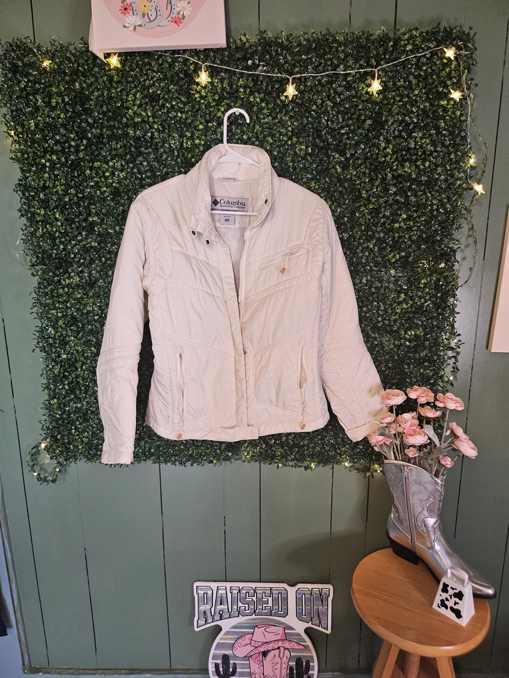 Columbia Women's Cream Quilted Packable Puffer Jacket